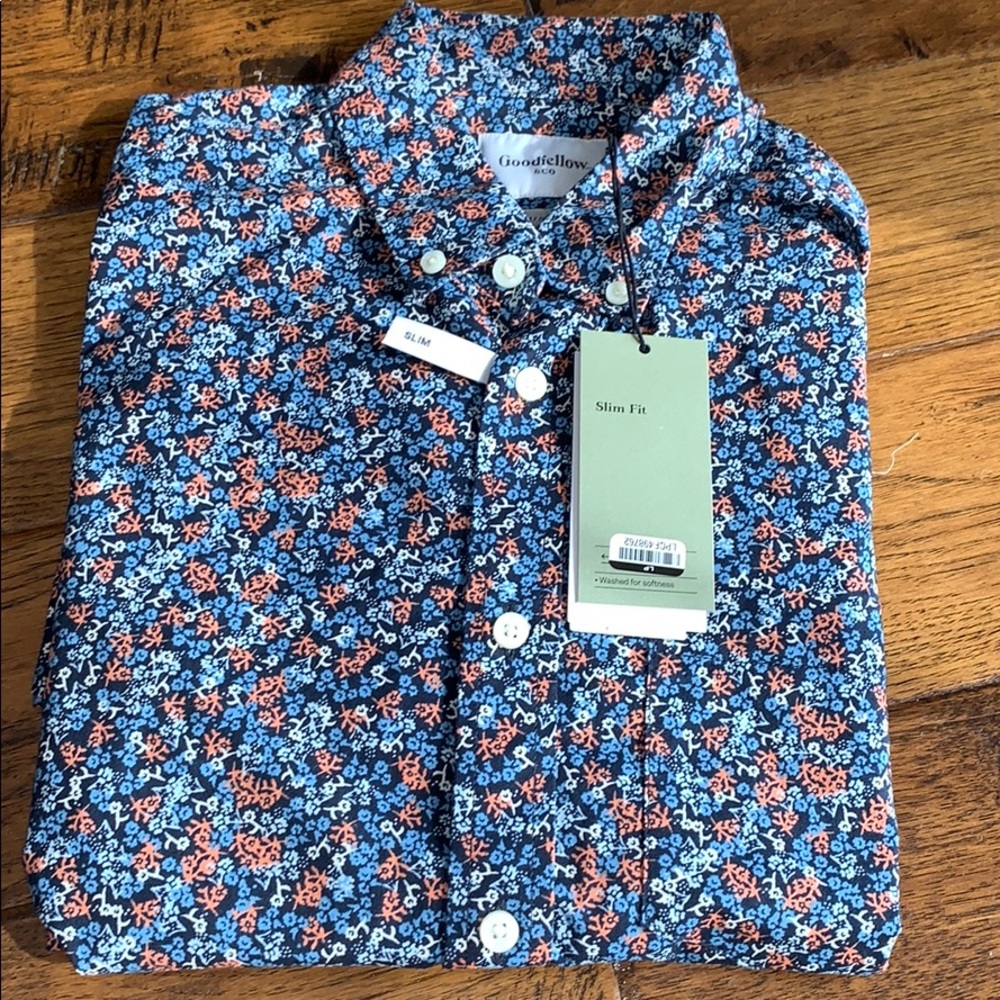 Brand new men’s Goodfellow & Co button down shirt